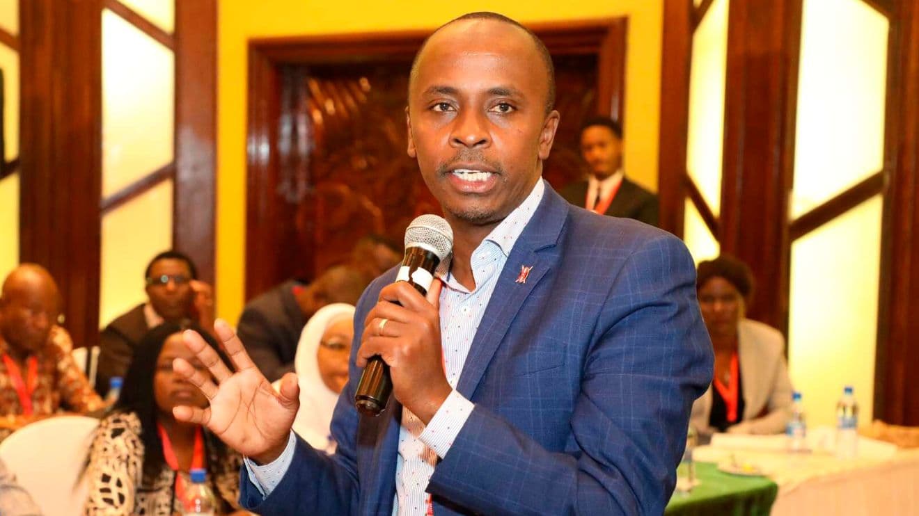 Waweru, John Kiarie